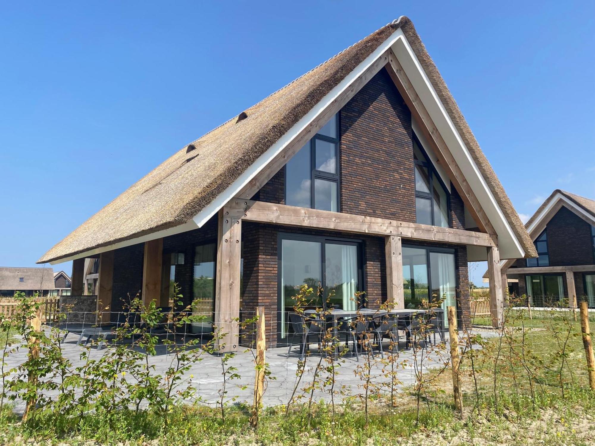 Zandbank Villa's Vakantiehuis Vrouwenpolder