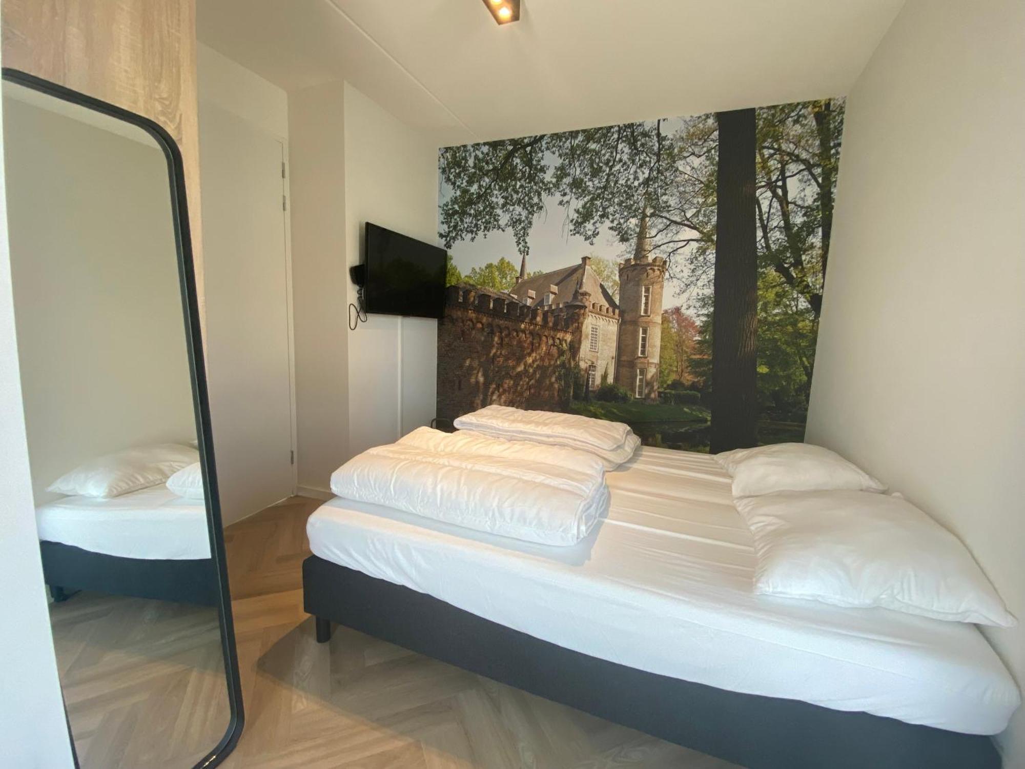 Zandbank Villa's *