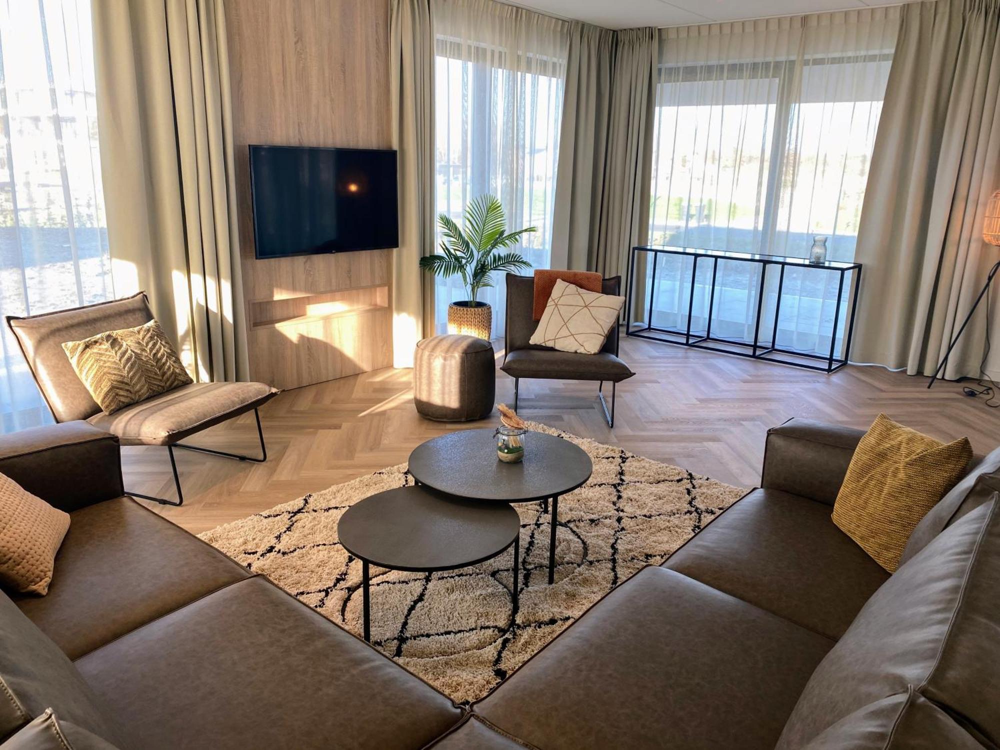 Zandbank Villa's Vakantiehuis *